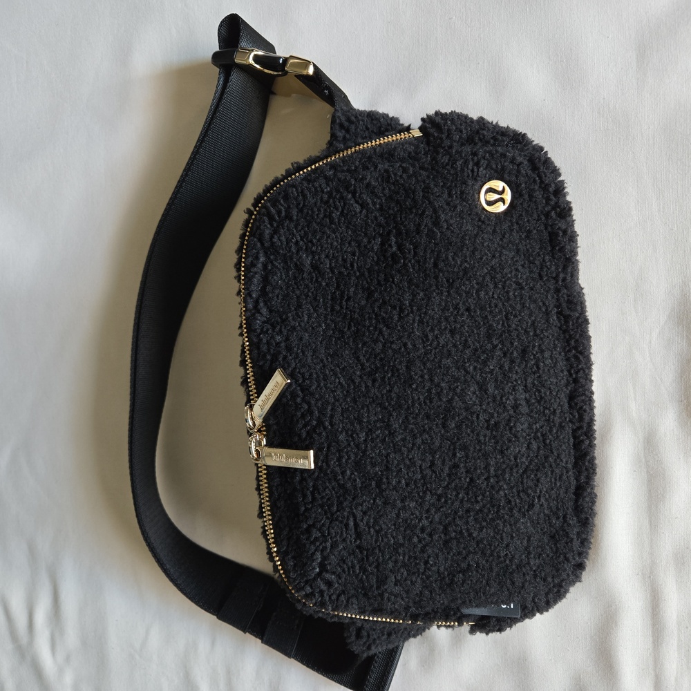 LULULEMON Everywhere Belt Bag Large 2L
